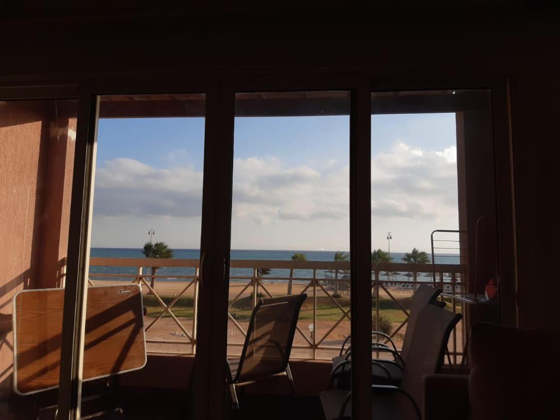 Seaview Chalets In Porto South Beach - Families Only Ain Sukhna Exterior photo
