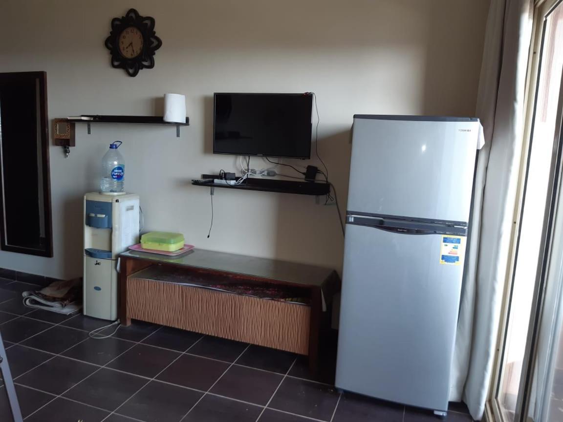 Seaview Chalets In Porto South Beach - Families Only Ain Sukhna Exterior photo