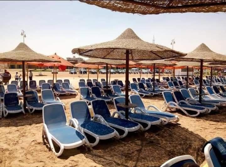 Seaview Chalets In Porto South Beach - Families Only Ain Sukhna Exterior photo
